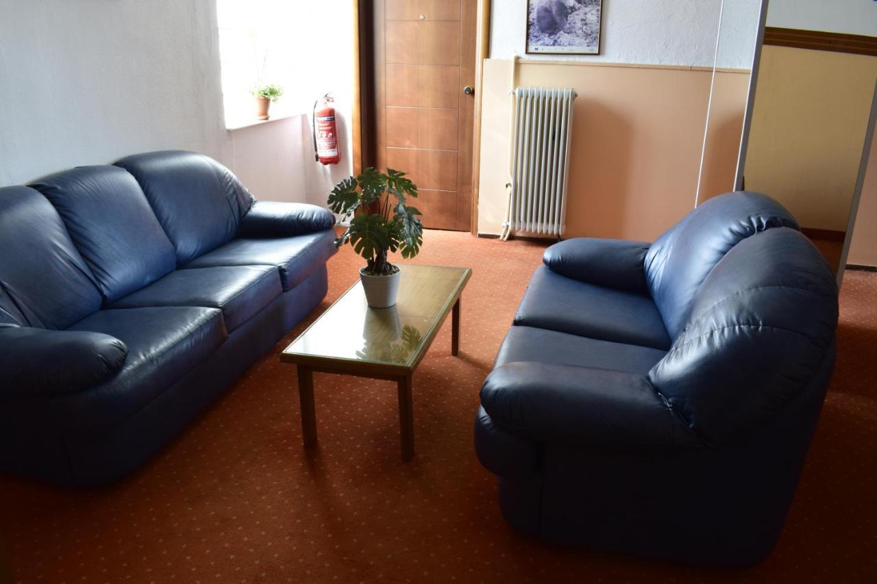 Hotel Hellinis Lerin Kültér fotó
